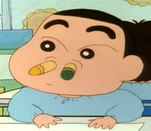 meme shin cậu bé bút chì