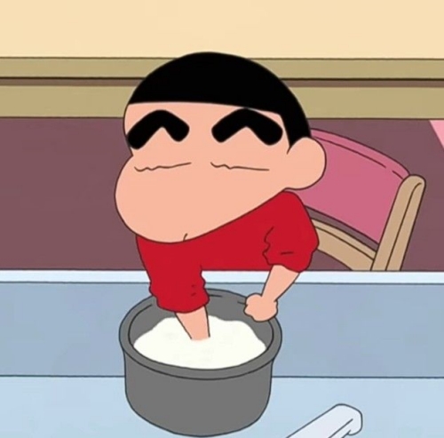meme shin cậu bé bút chì