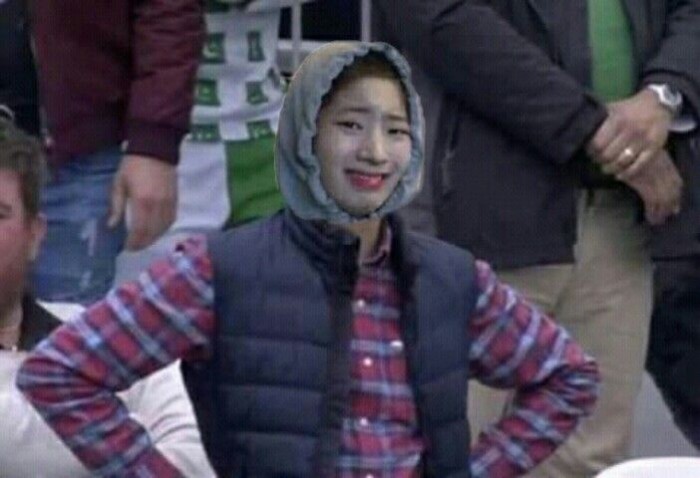meme chống nạnh