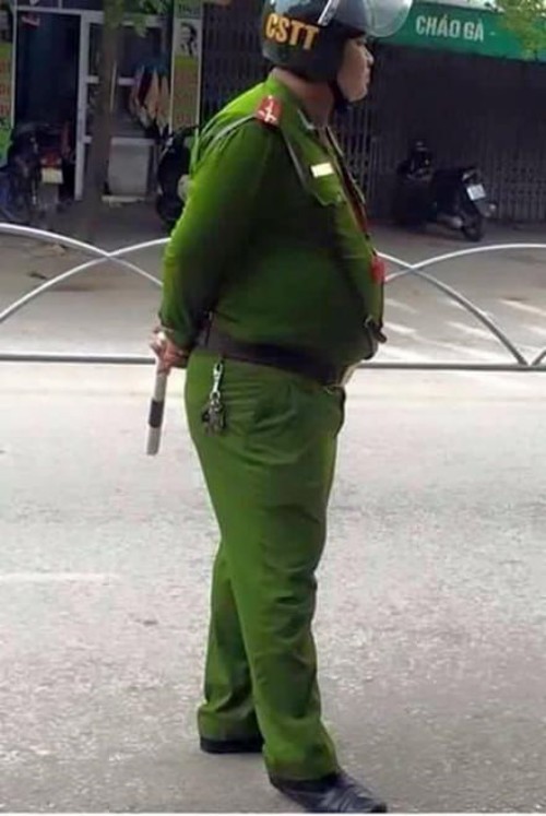 meme công an