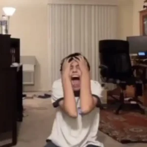 Meme Hoảng Hốt